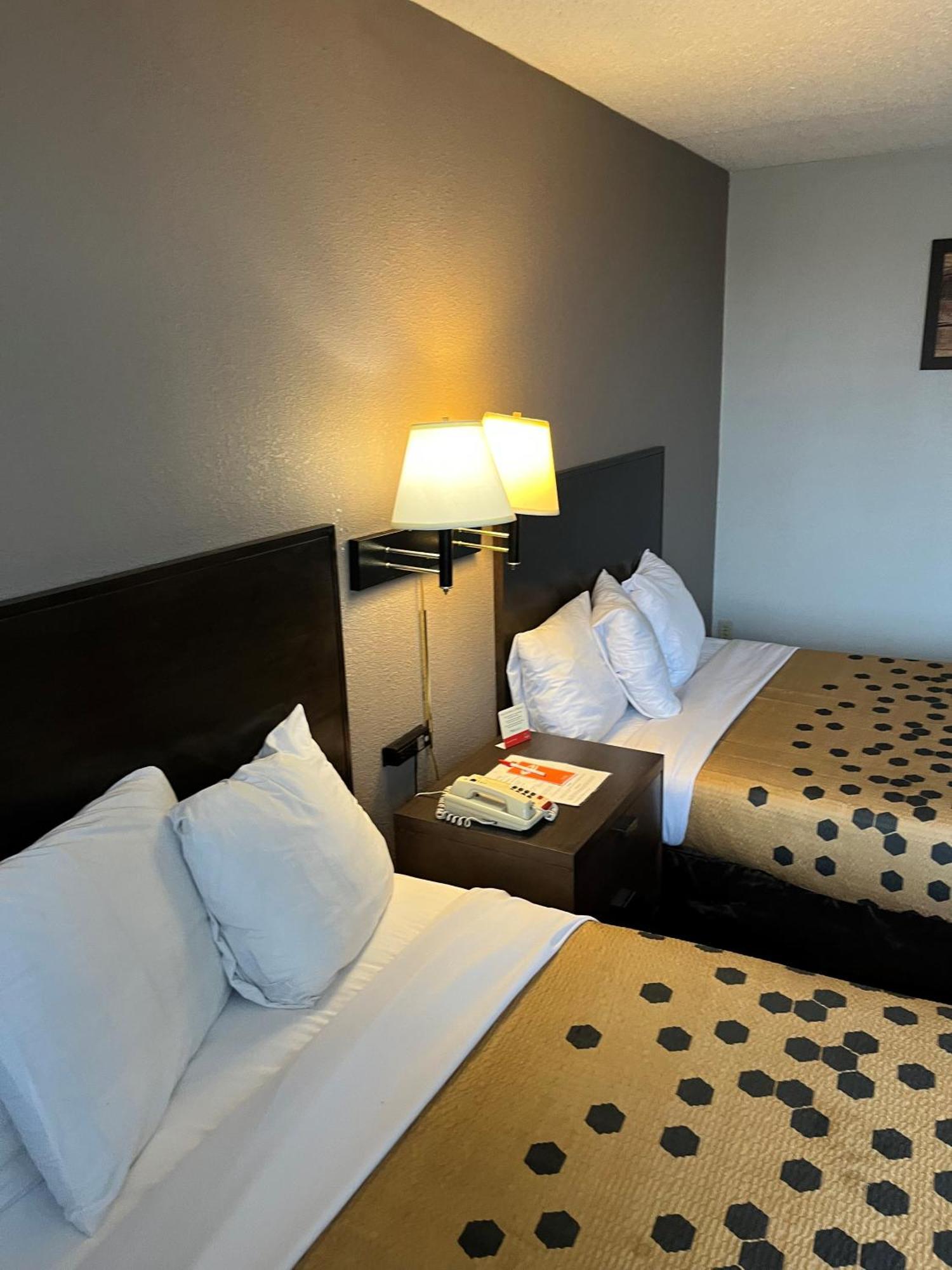 Red Carpet Inn Quantico دومفريس المظهر الخارجي الصورة